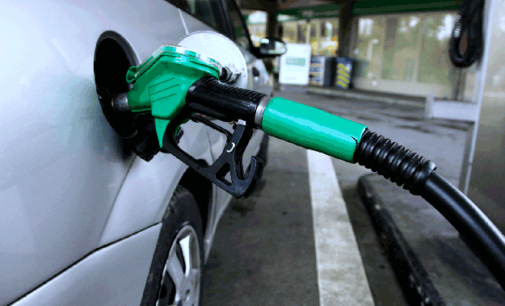 Subsidy out, petrol now N125 as FG says price will ‘reflect current realities’