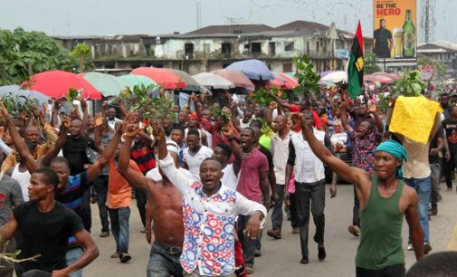 Biafra protesters kill policemen, throw 2 officers into River Niger