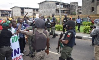 Rivers accuses police of planning to kill protesting students