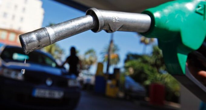 FG reduces petrol price to N162.44