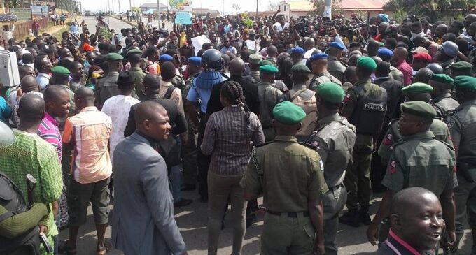 Anti-Fayose protesters troop to streets, demand his resignation