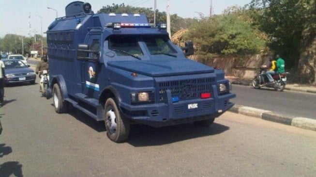 Amosun unhurt as bullion van ‘rams into his convoy’