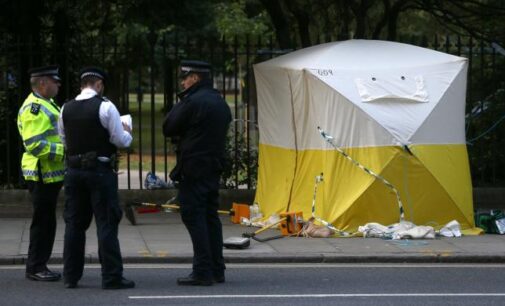 One killed, 5 injured in London knife attack