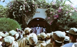 PHOTOS: Buhari hosts corp members, thanks Gowon for NYSC scheme