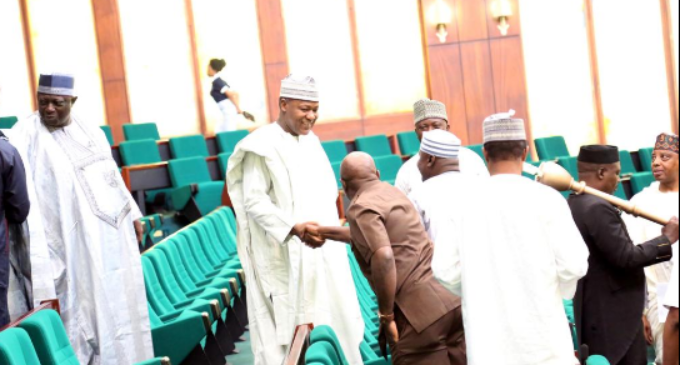 Reps one step closer to stripping ex-convicts of their national awards