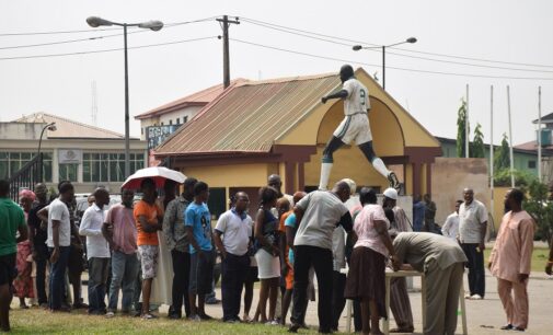 Lagosians spend 6 hours in queue – just to get Lake Rice