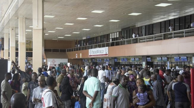 Power outage cripples Lagos airport — for over one hour