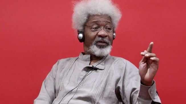 Soyinka accuses Obasanjo of awarding oil blocks in return for sexual gratification