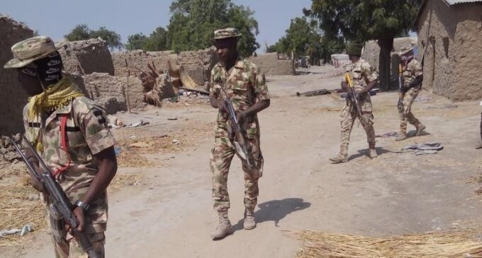 Troops kill 21 insurgents, rescue 1623 captives