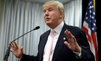 British govt rejects call to prevent Trump from meeting the Queen