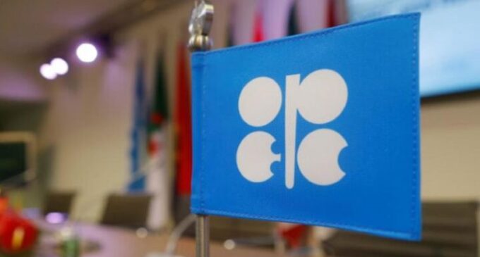 OPEC+ agrees to keep 2m bpd production quota