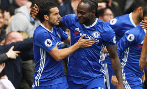 Moses stars as Chelsea move closer to EPL title