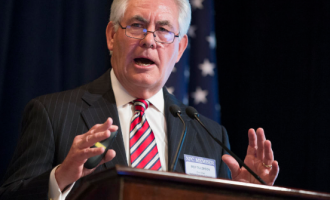Rex Tillerson sworn in as US secretary of state