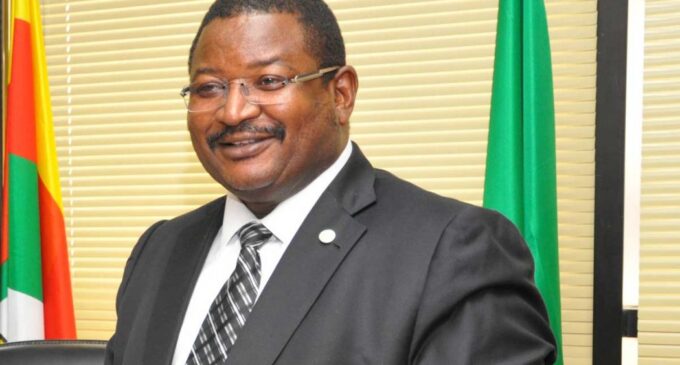 Group defends ex-NNPC GMD, says ‘no law forbids anyone from keeping money at home’