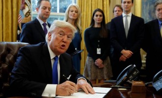 Trump ‘knocks migrants from dirty Africa’ in profanity-laced outburst