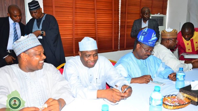 Governors: We’ll pay salaries when 2nd Paris Club fund is released