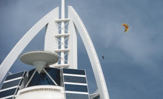 Kitesurfer jumps off Burj al-Arab, third tallest building in the world