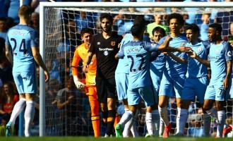 Iheanacho stars as Man City defeat Hull