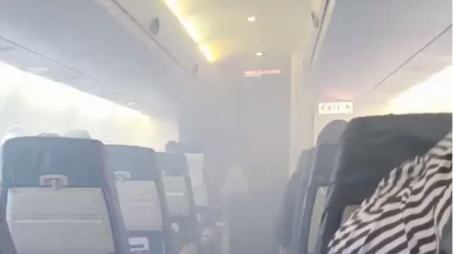 VIDEO: Passengers panic as smoke engulfs ‘Lagos-bound’ aircraft