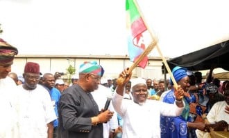 Despite outbreak of violence, Lagos APC vows to hold ward primary