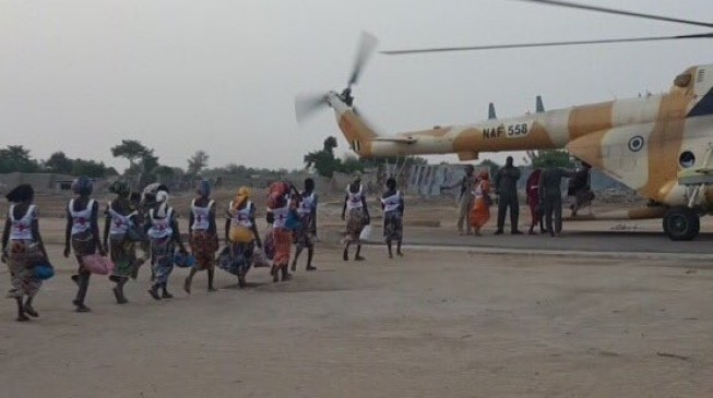 Six military choppers dispatched to pick Chibok girls