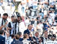 Juventus win sixth consecutive Serie A title