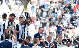 Juventus win sixth consecutive Serie A title