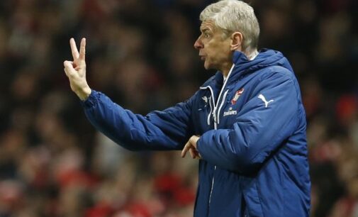 Wenger charged for confronting referee, faces FA ban