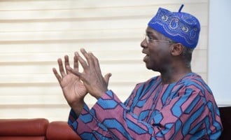 Fashola: Stop putting Nigeria down… this is a great country