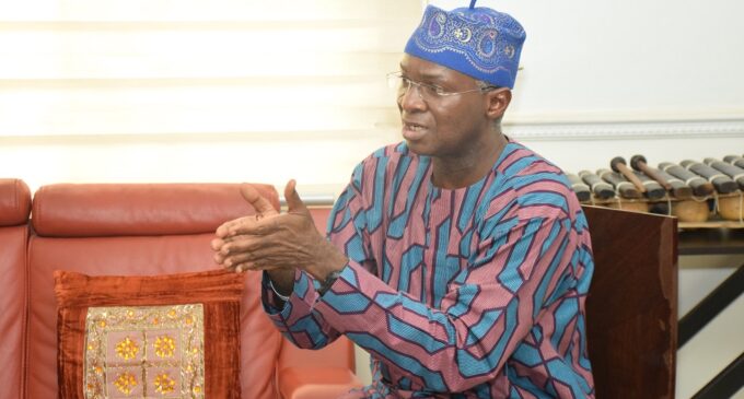 Power generation: Fashola replies DisCos, says Nigerians traumatised by your service