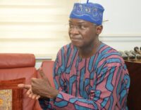 Fashola asks Nigerians to accept the reality of tariff review