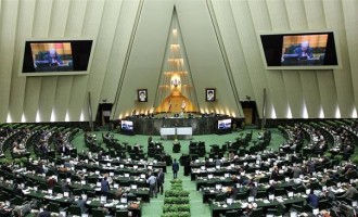 Seven dead in dual attacks on Iran, ISIS claims responsibility (updated)