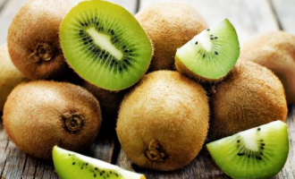 Eat Me: Eight healthy reasons to love kiwi fruit