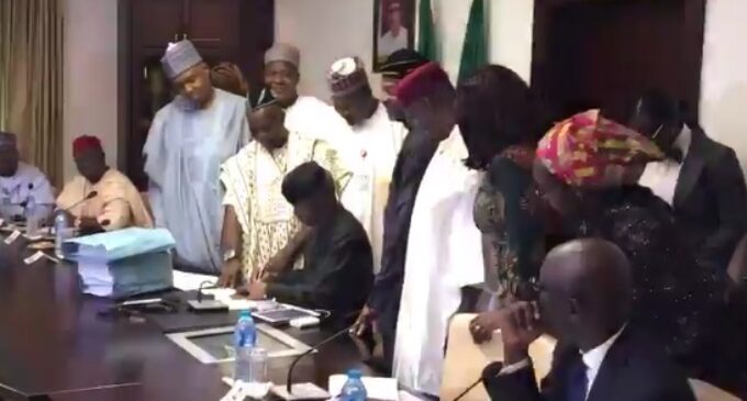 The moment Osinbajo signed 2017 budget