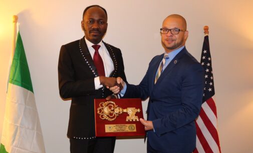 EXTRA: US state ‘grants’ honourary citizenship to  Apostle Suleman
