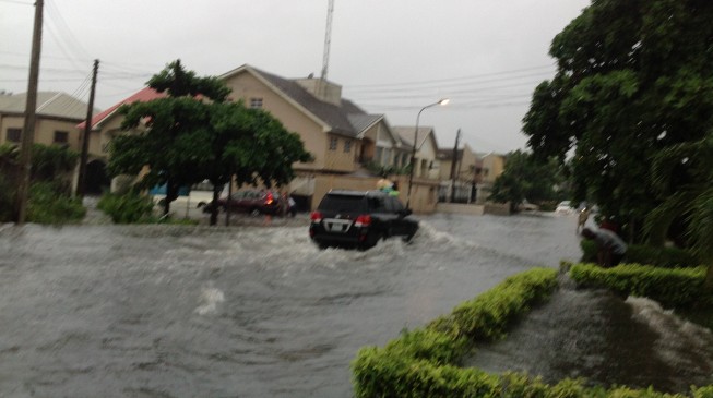 Flood: Lagos threatens to demolish houses in Lekki, Ikoyi