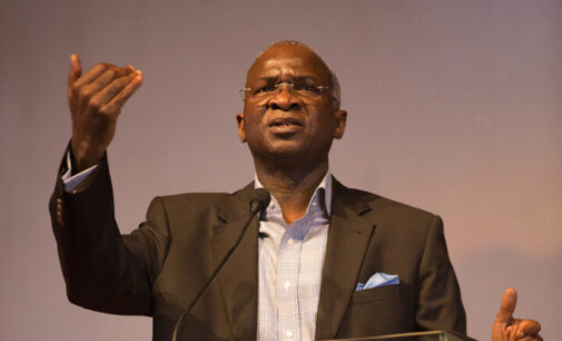 Fashola: Naira notes scarcity hurting Nigerians | The policy must be reviewed