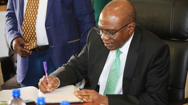 Buhari’s midterm report: CBN takes the cake
