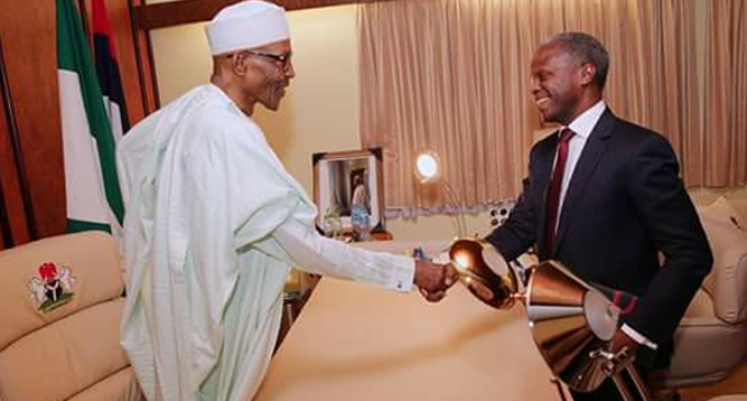 PHOTOS: Buhari receives Osinbajo at home
