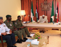 Buhari meets with service chiefs