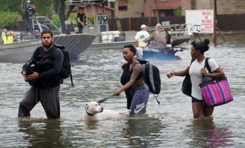 Hakeem Olajuwon donates $150,000 to vicitms of Hurricane Harvey