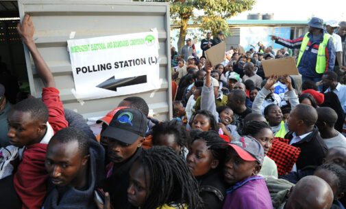 Kenyan election: Riot breaks out in stronghold of opposition