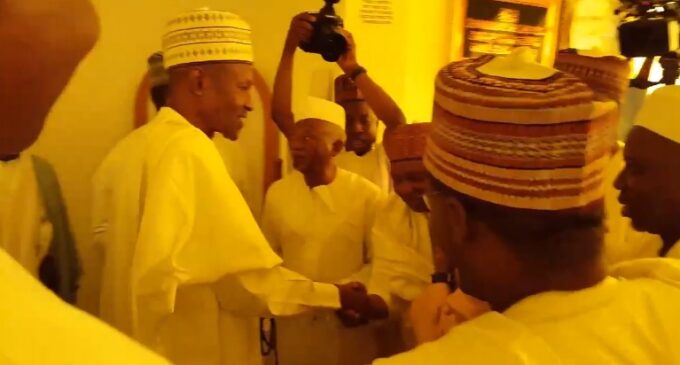 VIDEO: Sambo observes Jumat prayer with Buhari