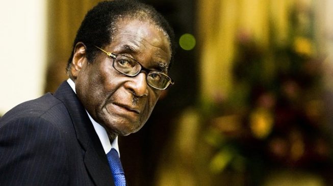 Mugabe ‘resisting pressure to quit’