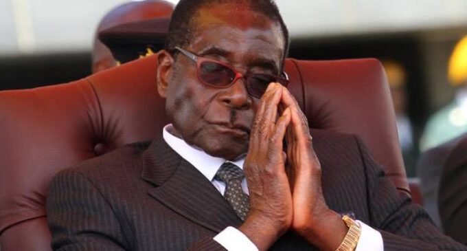 Mugabe no longer able to walk, says Zimbabwe president