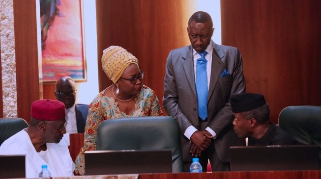 VIDEO: Oyo-Ita and Kyari in ‘hot’ exchange