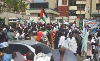 Shi’ites protest prolonged detention of Zakzaky, say ‘we are losing patience’