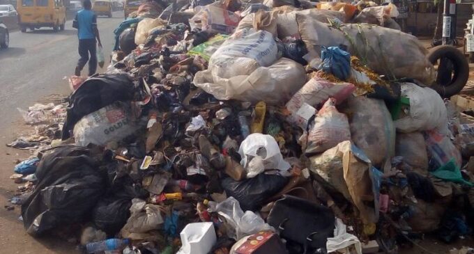 Lagos’ growing refuse heaps