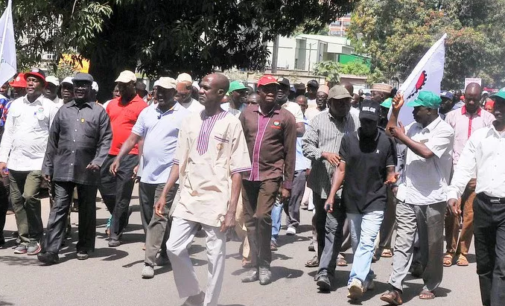 Kaduna teachers suspend strike