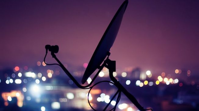 FG considers stopping Nigerian companies from getting satellite services abroad